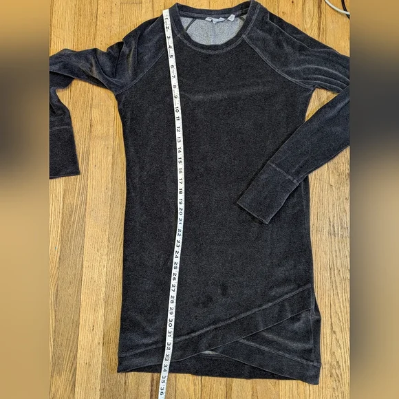 Athleta Velour Criss Cross Dress Charcoal Gray Size Small Sweatshirt Dress SZ Sm - Picture 10 of 12